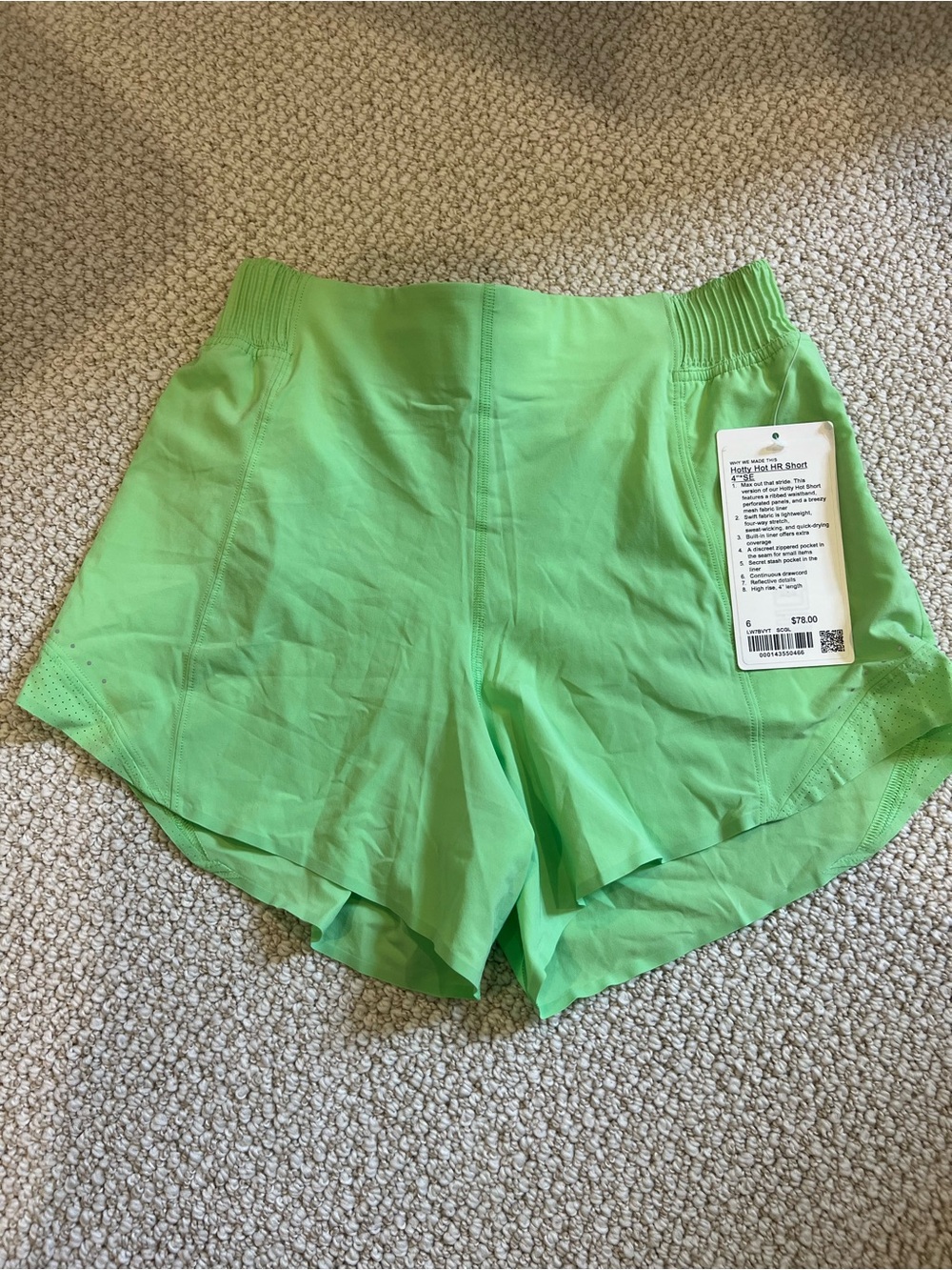 Lululemon High-Rise Hotty Hot Shorts Scream Green
